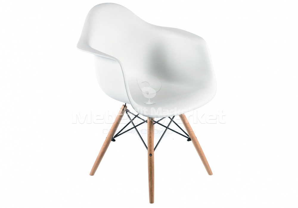  "Eames PC-019"