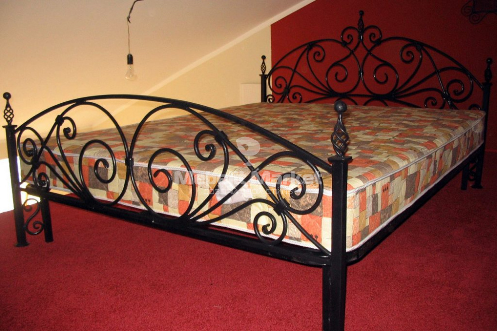 Кованая кровать "Модель 13"