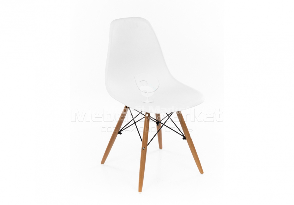  "Eames PC-015 "